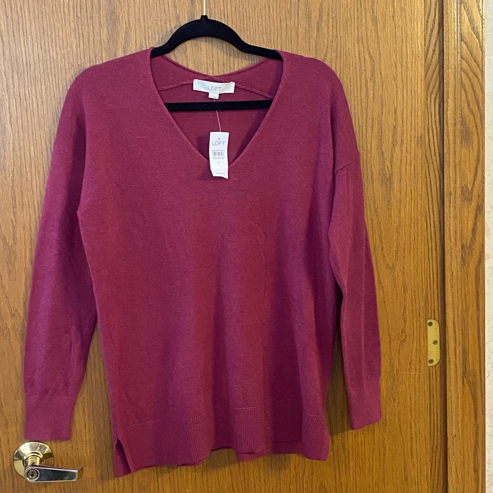 NWT LOFT V-Neck Tunic Sweater